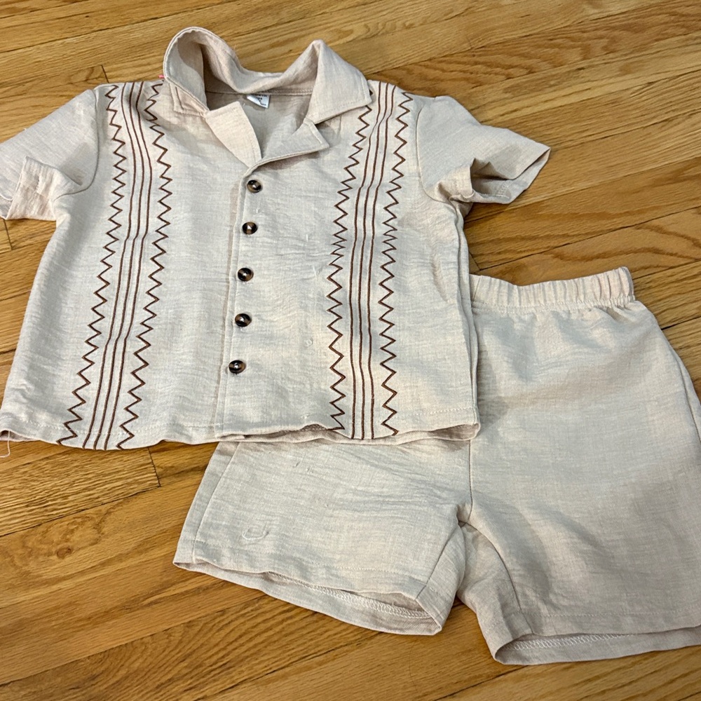 SHEIN Kids Beige and Brown Set